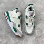 Tênis NK Jordan 4 - Branco/Verde