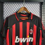 Retrô AC Milan Home 06/07 - Vermelho/Preto Gola Preta Detalhe Dourado - Torcedor Masculina