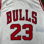 NBA Chicago Bulls Jordan #23 - 75 ANOS - Branca