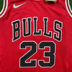 NBA Chicago Bulls Vermelha - Jordan #23 - 75 ANOS
