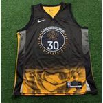 Golden State Warriors 2023 - Curry #30 - Preto E Amarelo (Defeito)