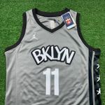 NBA Brooklyn Nets Kyrie Irving #11 - Edição 75 anos - Cinza