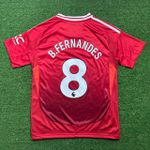Camisa Manchester United Home I 24/25 - Vermelho - B. Fernandes 8 - Torcedor Masculina