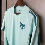 Camisa Cruzeiro Treino 25/26 Masculina - Azul Turquesa Claro