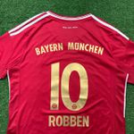 Camisa Bayern Munchen Retrô 2013 #ROBBEN 10