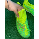 Chuteira Society Nike Phantom (tf) - Verde Com Rosa (DEFEITO)