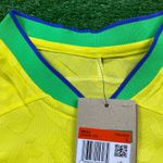 Copa Do Mundo Do Brasil 2022 - Jogador Amarela (DEFEITO)