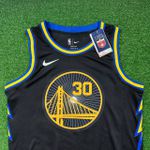 Camisa Golden State Warriors City Edition 21/22 - Preta - CURRY 2974 - Jogador #Silk
