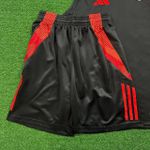 Conjunto Treino Regata e Short Internacional 25/26 - Preto - Masculino