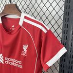 Conjunto Infantil Liverpool Home 25/26 - Vermelho