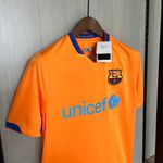 Camisa Retrô Barcelona Away II 06/07 - Laranja - Masculina