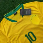 Camisa Retrô Brasil Home I 2006 - Amarela -Ronaldinho #10 - Masculina