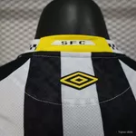 Camisa Santos Away II 25/26 - Preta - Umbro - Jogador Masculina