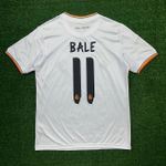 Camisa Retrô Real Madrid Home I 13/14 - Branca - Bale #11