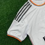 Camisa Retrô Real Madrid Home I 13/14 - Branca - Bale #11