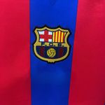 Camisa Retrô Barcelona Home I 01/02 - Azul/Vermelha - Masculina