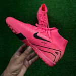 Chuteira Society Nike Zoom Mercurial Superfly (TF) – Rosa Neon