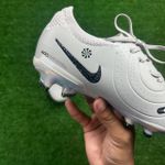 Chuteira Campo Nike Tiempo Legend 10 Elite (FG) – Rising Gem Pack