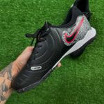 Chuteira Society Nike Tiempo Legend 10 Academy (TF) – Preto