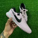Chuteira Society Nike Tiempo Legend 10 (TF) – Rosa