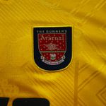 Camisa Retrô Arsenal Away II 96/97 - Henry #14 - Amarela/Azul - Torcedor Masculina