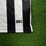 Camisa Retrô Juventus Home I 14/15 - Listrada Preta/Branca - Pogba #6 - Torcedor Masculina 