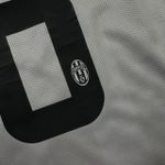 Camisa Retrô Juventus Home I 14/15 - Listrada Preta/Branca - Pogba #6 - Torcedor Masculina 
