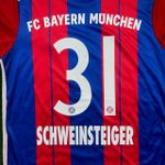Camisa Retrô Bayern de Munique Home I 14/15 - Schweinsteiger #31 - Vermelha/Azul - Masculina