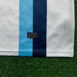 Camisa Retrô Manchester City Third III 13/14 - Branca - Kun Agüero #16 - Masculina