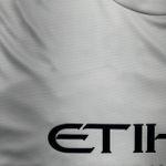 Camisa Retrô Manchester City Third III 13/14 - Branca - Kun Agüero #16 - Masculina
