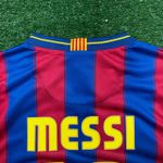 Camisa Retrô Barcelona Home I 09/10 - Messi #10 - Azul/Vermelha - Masculina 