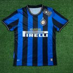 Camisa Retrô Inter de Milão Home I 09/10 - Diego Milito #22 - Azul/Preta - Masculina