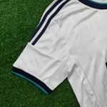 Camisa Retrô Real Madrid Home I 12/13 - Ronaldo #7 - Branca - Torcedor Masculina
