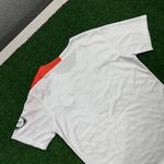 Camisa Barcelona Treino Bege 25/26 - Torcedor Masculina