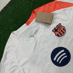 Camisa Barcelona Treino Bege 25/26 - Torcedor Masculina
