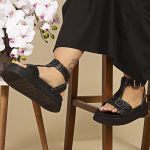 Sandália Feminina Plataforma Flatform Taxas - Preto