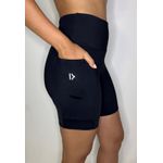Short Frelith com Bolso Lateral - PRETO