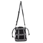 bolsa bucket em nylon preto com hotfix nicole