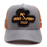 Boné Bad Fish Esporte Pesca Bordado Ancora Laranja e Cinza