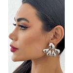 BRINCO FOLHEADO A OURO 18K ORGANICO LISO