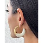 BRINCO FOLHEADO A OURO 18K ARGOLA RESINADA ESFERAS