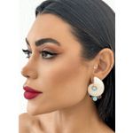 BRINCO FOLHEADO A OURO 18K CONCHA RESINA