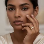 Par de Alianças Atena 14K