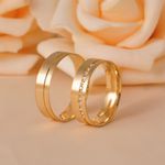 Par de Alianças de Casamento em Ouro 18K 5 mm