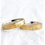 Par de Alianças Trabalhadas em Ouro 14K e Prata 4 mm