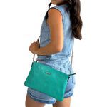 Bolsa Clutch Transversal em Couro Griffazzi Verde Água