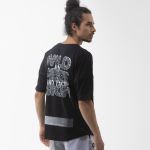 CAMISETA OVERSIZED SUX PRETA WILD