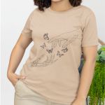 Camiseta Básica Feminina Borboleta Esqueleto Camisa 100% Algodão - Caqui