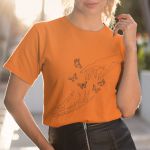 Camiseta Básica Feminina Borboleta Esqueleto Camisa 100% Algodão - Laranja