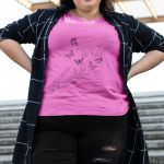 Camiseta Básica Feminina Borboleta Esqueleto Camisa 100% Algodão - Rosa